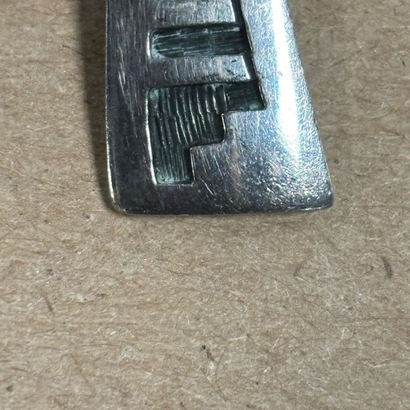 Vintage Hopi Sterling Silver Hallmarked Earrings - Picture 5 of 5